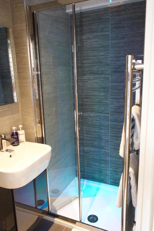 Bed & Breakfast Cartref 4*